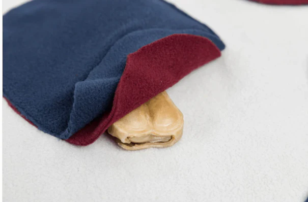Trixie Dog Activity Sniffing Blanket 70x70cm - Image 2