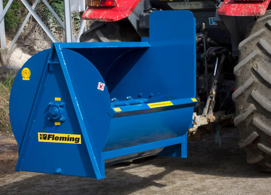 Fleming Mini Muck Spreader - Image 2