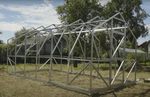 Victoria Polycarbonate Greenhouse 3m X 6m - Image 5