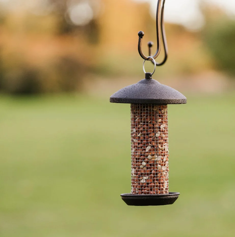 Gardman Black Steel Large Peanut Bird Feeder - Image 2