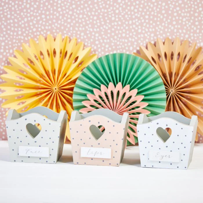 Makeup Pot Pastel Wood with Spots and Heart Handles