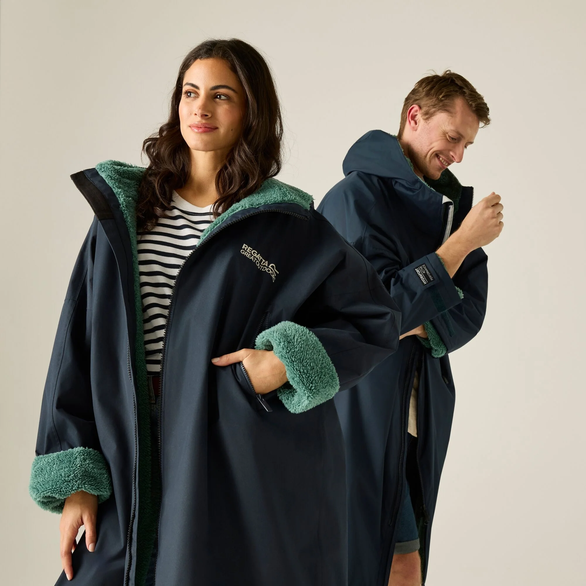 Regatta Adult Waterproof Robe - Navy & Ivy Moss