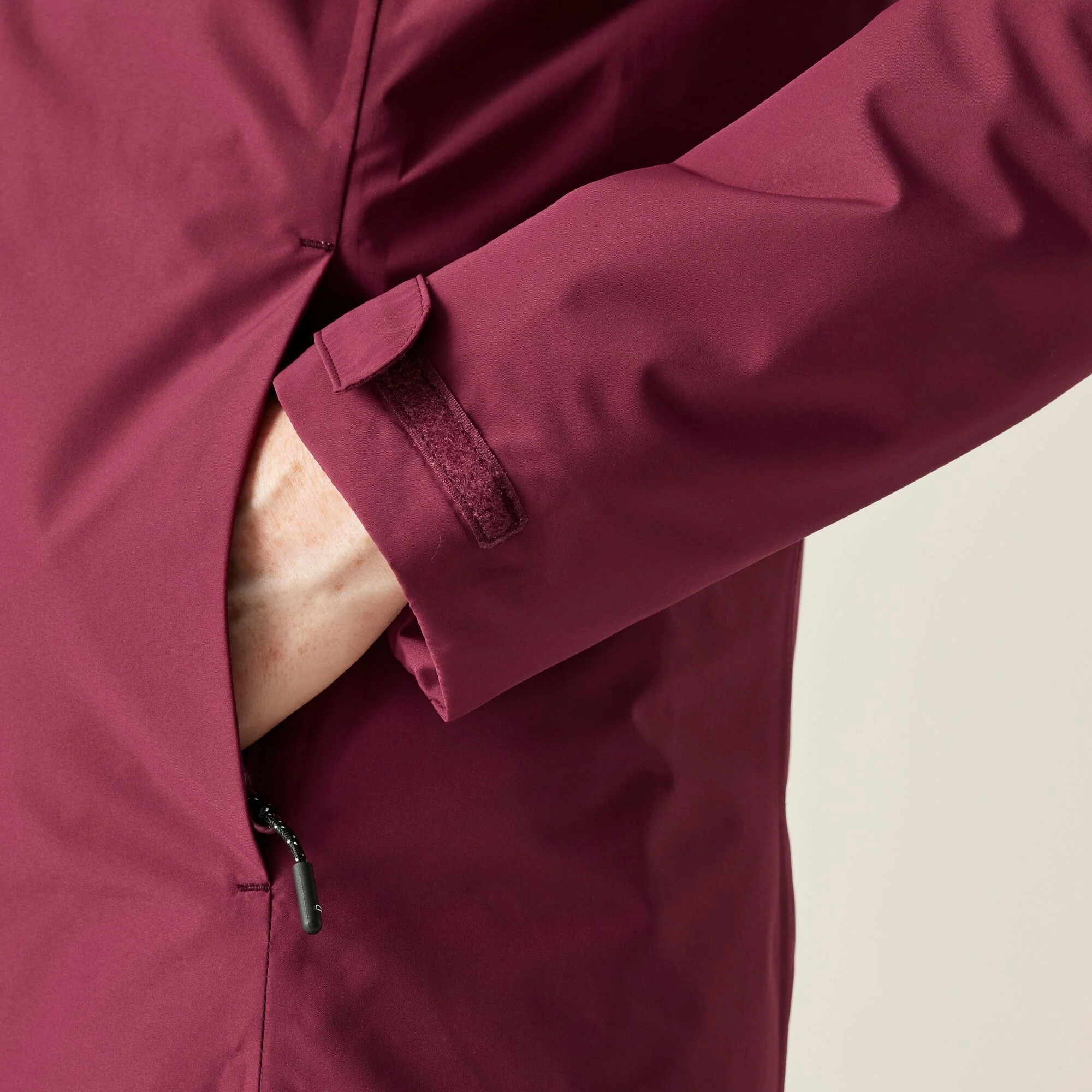 Regatta AW25/26 Women's Tamlin Waterproof Insulated Jacket | Dark Pimento - Image 7