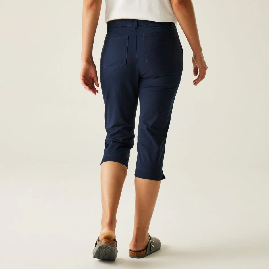 Regatta Women's Bayletta Capri Trousers - Navy - Image 6