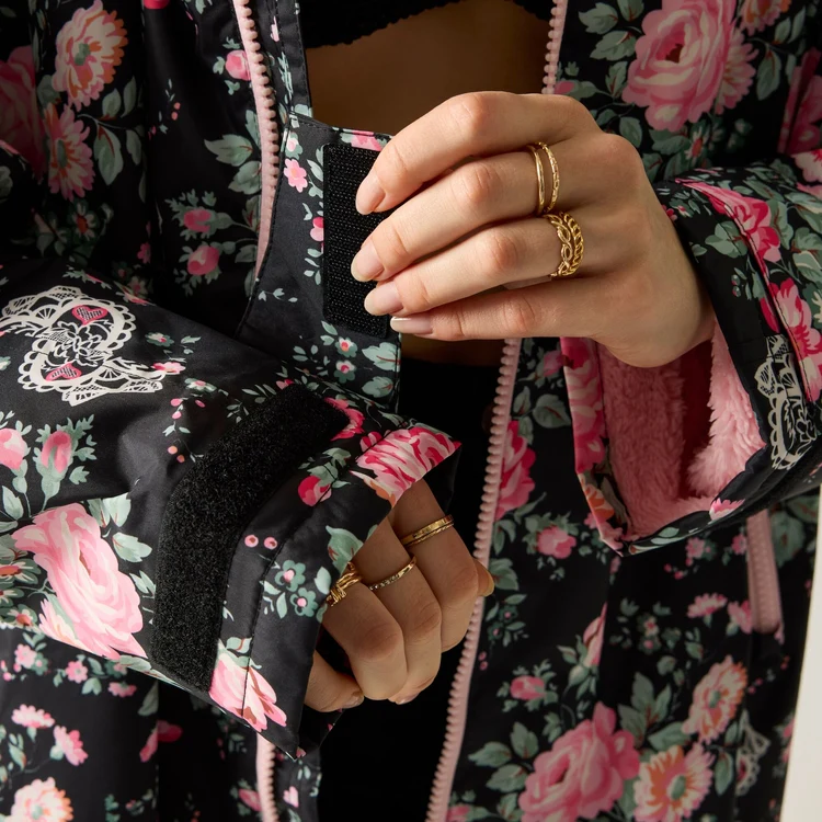 Regatta X Cath Kidston Adult Changing Robe - Black Hackney Rose - Image 6