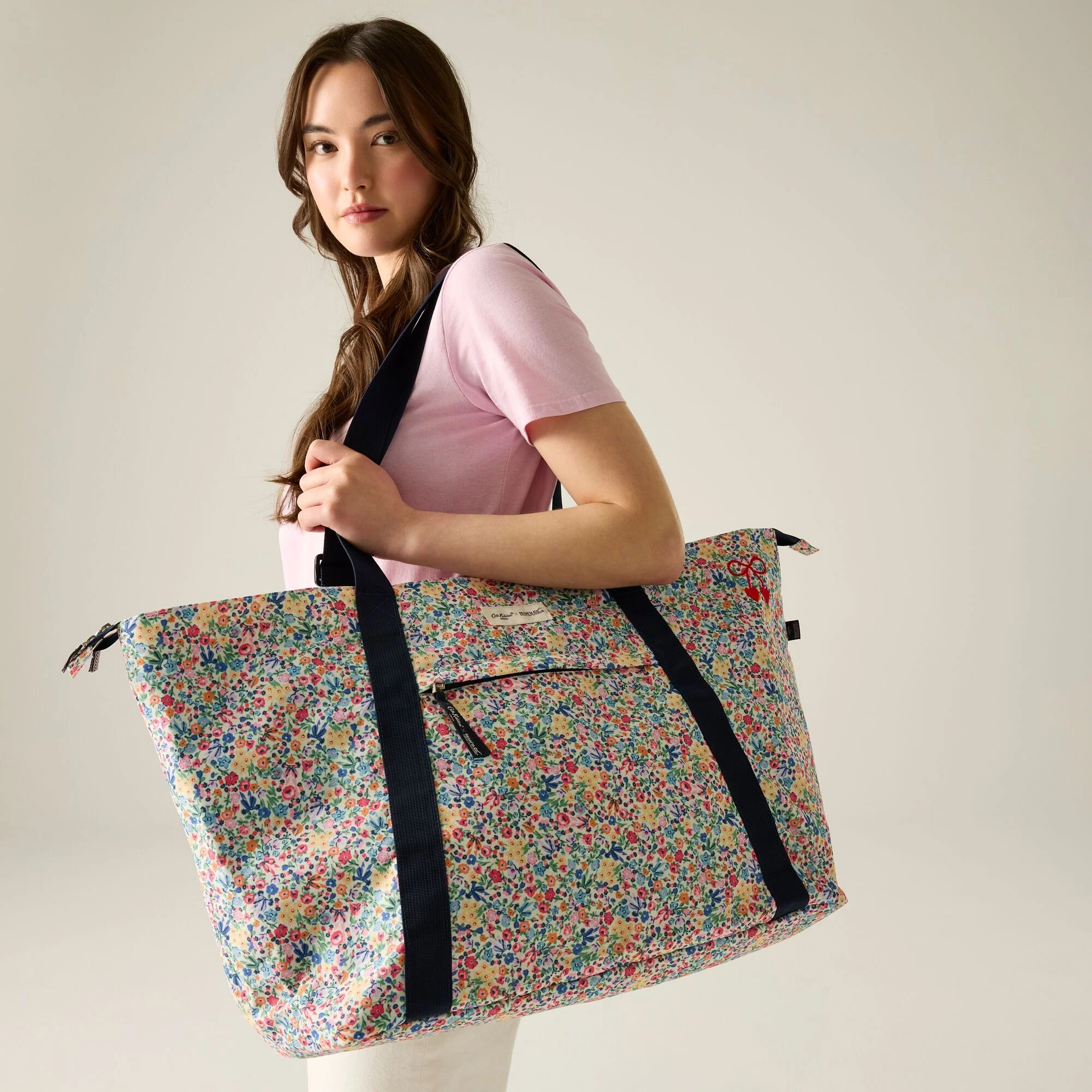 Regatta X Cath Kidston Tote - Cream Harmony Ditsy Floral - Image 5