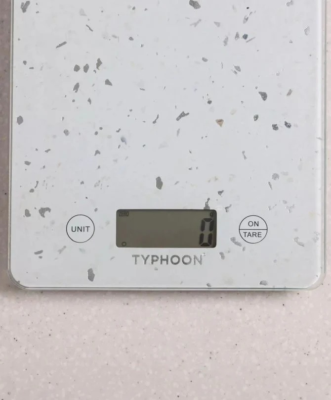 Typhoon Elements White Quartz Effect Digital Kitchen Scales - Image 5